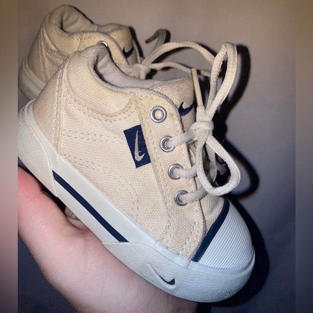 5c Nike shoes